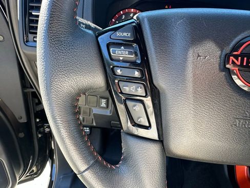 Used 2022 Nissan Frontier Pro-X image 27