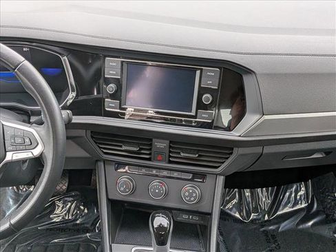 Used 2024 Volkswagen Jetta S image 12
