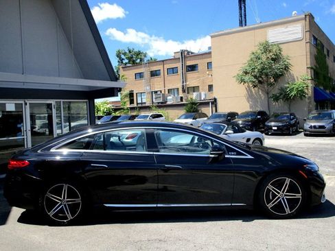 Used 2023 Mercedes-Benz EQS 450+ 4MATIC Sedan image 11