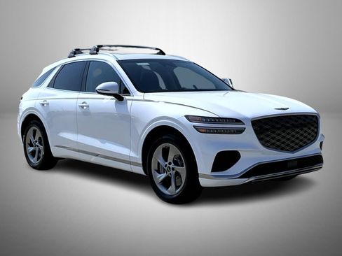 Certified 2026 Genesis GV70 2.5T Select AWD/4WD image 3