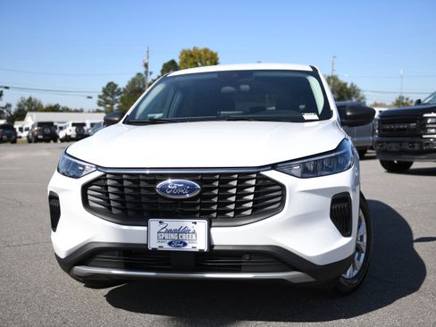 New 2026 Ford Escape Active image 3