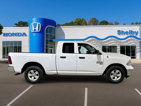 Used 2024 RAM 1500 Classic SLT image 9