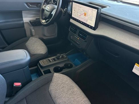New 2026 Ford Maverick XLT w/ XLT Luxury Package FWD image 14