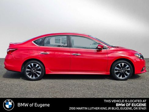 Used 2016 Nissan Sentra SR image 2