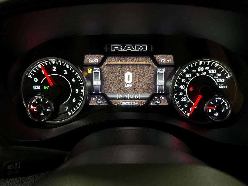 Used 2022 RAM 1500 Laramie AWD/4WD image 12