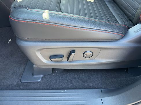 New 2026 Nissan Pathfinder Rock Creek AWD/4WD image 15