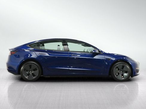 Used 2023 Tesla Model 3 Standard Range RWD image 6