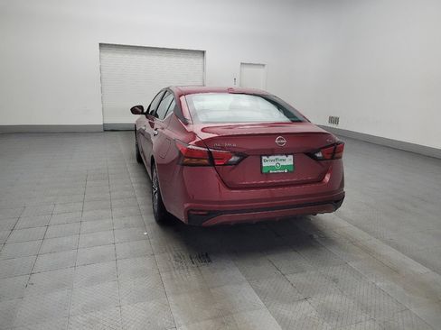 Used 2024 Nissan Altima 2.5 SV image 5