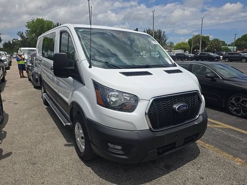 Used 2025 Ford Transit 250 Low Roof w/ Exterior Upgrade Package RWD image 11