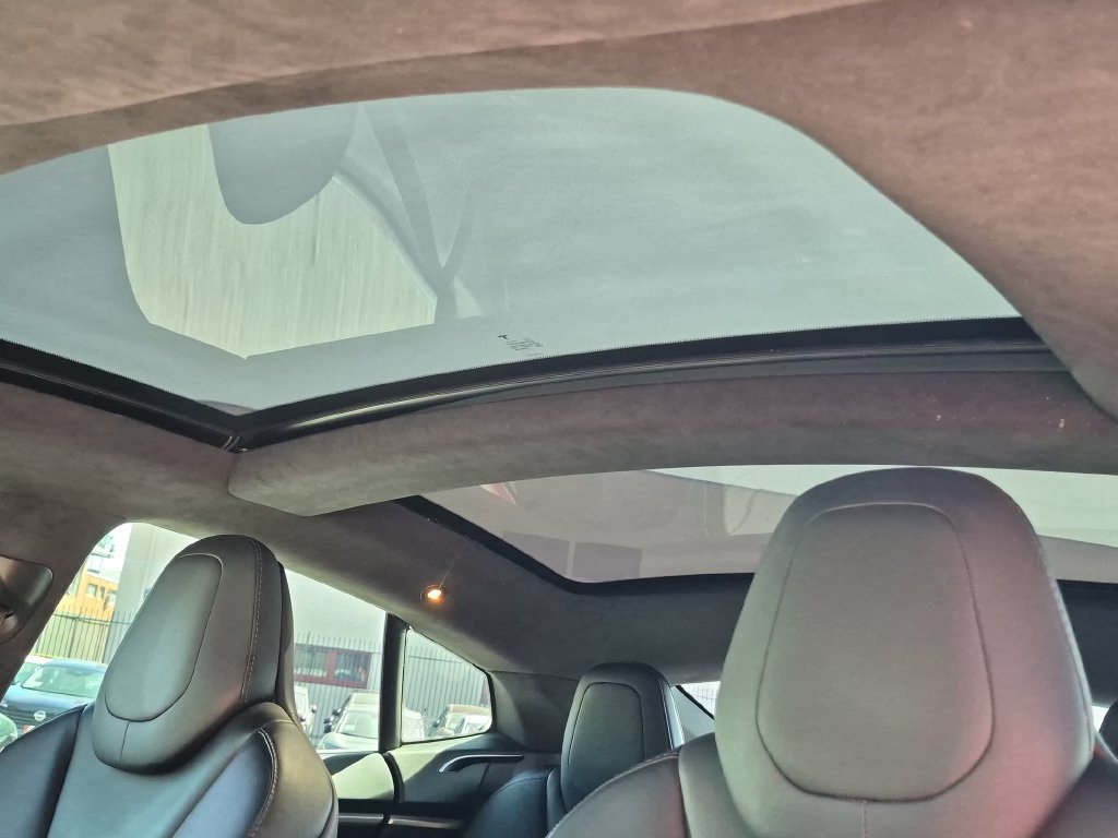 Used 2018 Tesla Model S P100D AWD/4WD image 17