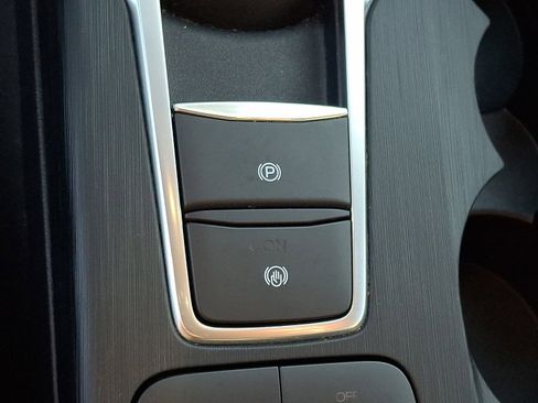 Certified 2025 Ford Escape ST-Line image 22