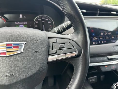 Used 2023 Cadillac XT4 Premium Luxury AWD/4WD image 22