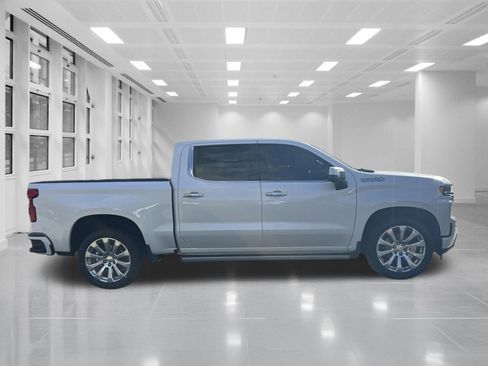 Used 2020 Chevrolet Silverado 1500 High Country w/ Technology Package image 4