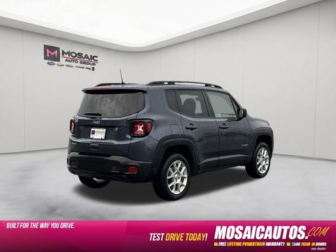 Used 2023 Jeep Renegade Latitude w/ Premium Group AWD/4WD image 7