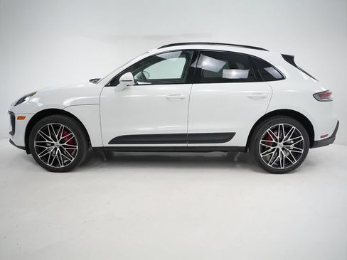 Certified 2026 Porsche Macan S AWD/4WD image 2