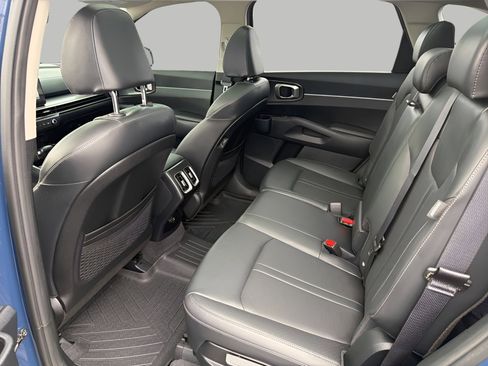 Used 2025 Kia Sorento S w/ Panoramic Sunroof Package AWD/4WD image 26
