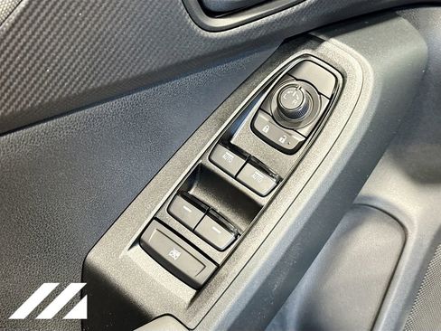 Certified 2025 Subaru Crosstrek 2.5i Sport w/ Crosstrek Mirror Package image 18