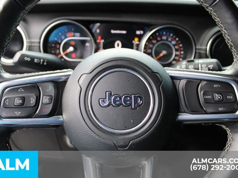 Used 2021 Jeep Wrangler Unlimited Sahara AWD/4WD image 29