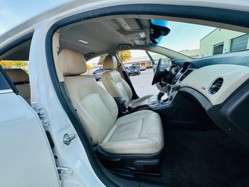 Used 2011 Chevrolet Cruze LT w/ RS Package image 24