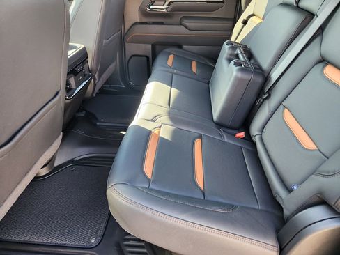 New 2025 GMC Sierra 2500 AT4 w/ AT4 Premium Plus Package image 19