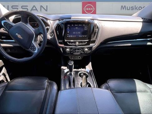 Used 2020 Chevrolet Traverse Premier FWD image 7