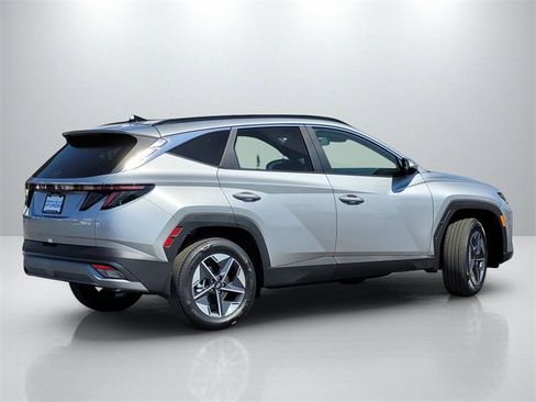 New 2025 Hyundai Tucson SEL image 4