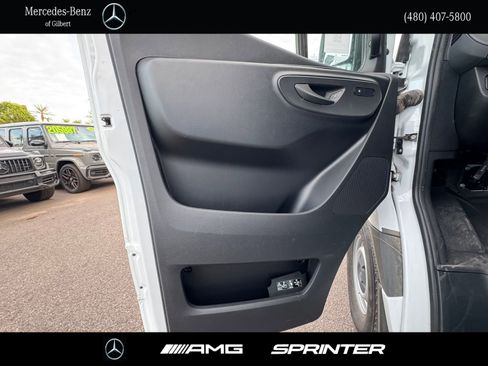 New 2025 Mercedes-Benz Sprinter 2500 image 15