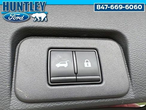 Used 2024 Nissan Rogue SV w/ SV Premium Package AWD/4WD image 11