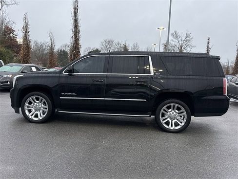 Used 2018 GMC Yukon XL SLT w/ Premium Edition image 5