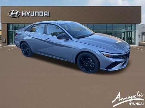 New 2026 Hyundai Elantra SEL Sport image 7