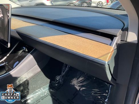 Used 2018 Tesla Model 3 Long Range RWD image 64