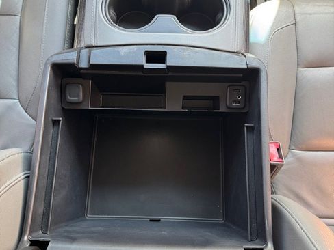 Used 2017 Chevrolet Tahoe LT image 25