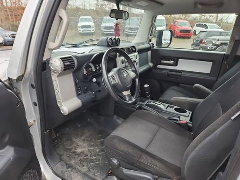 Used 2007 Toyota FJ Cruiser 4WD image 13