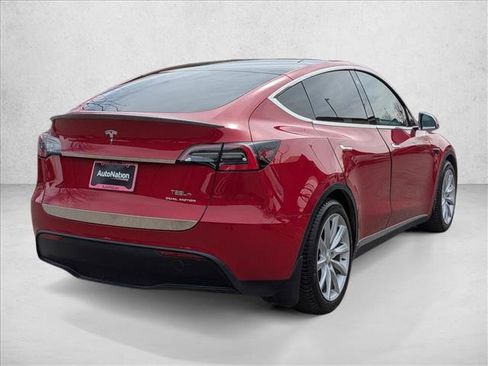 Used 2021 Tesla Model Y Long Range image 5