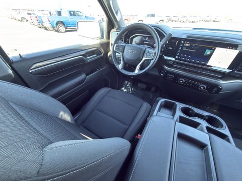 Used 2023 Chevrolet Silverado 1500 RST AWD/4WD image 24