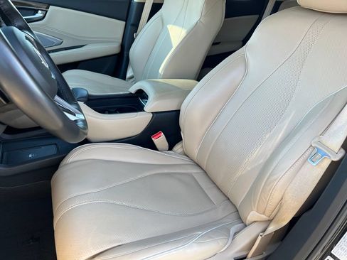 Used 2023 Acura RDX AWD w/ Advance Package image 9