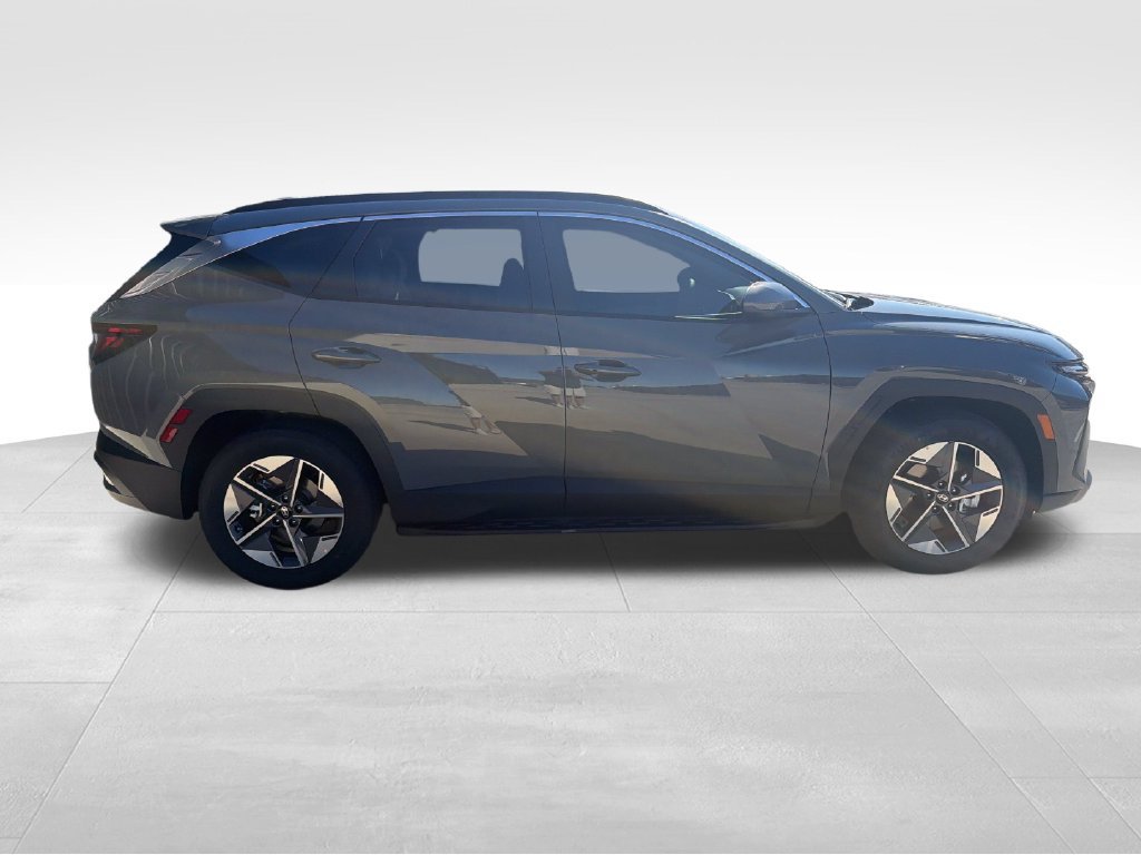 New 2026 Hyundai Tucson SEL FWD image 8
