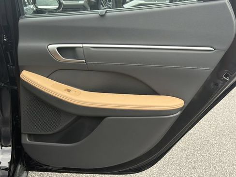 New 2026 Hyundai Sonata Limited FWD image 18