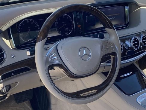 Used 2014 Mercedes-Benz S 550 Sedan image 23