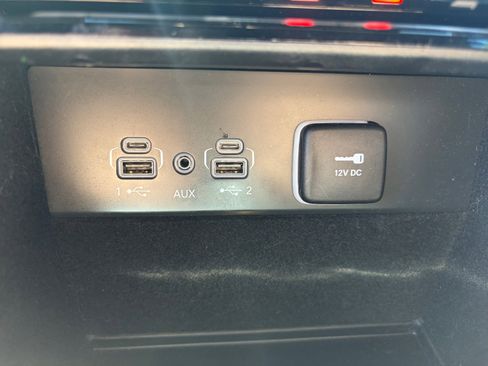 Used 2022 Jeep Grand Cherokee Overland AWD/4WD image 31