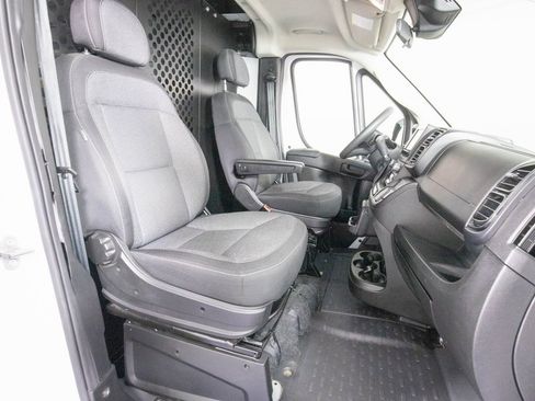 Used 2023 RAM ProMaster 2500 image 13