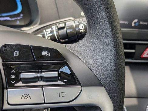 New 2026 Hyundai Elantra SE FWD image 23