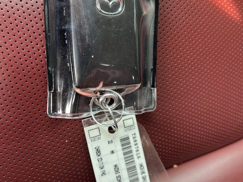 Used 2022 MAZDA MAZDA3 s FWD image 38