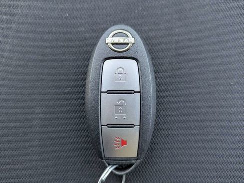 Used 2023 Nissan Titan SV w/ Accessory Utility Package RWD image 28