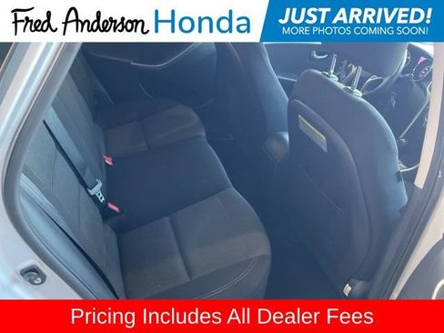 Used 2017 Hyundai Elantra GT FWD image 17