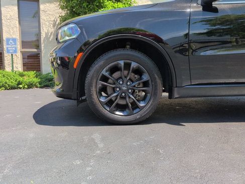 Used 2021 Dodge Durango GT w/ Blacktop Package AWD/4WD image 16