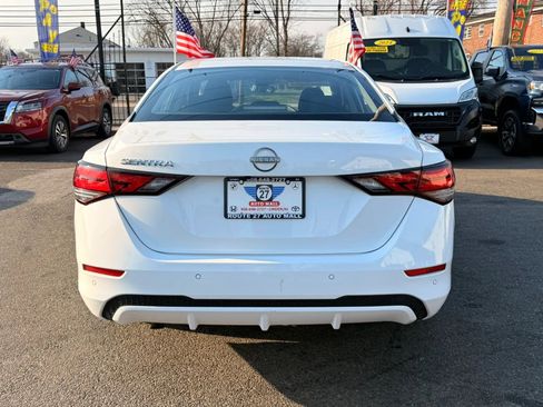 Used 2025 Nissan Sentra S image 6