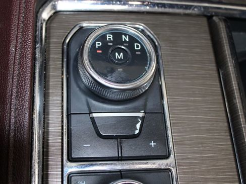 Used 2022 Ford Expedition Limited AWD/4WD image 43