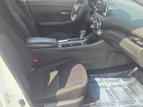 Used 2024 Nissan Sentra SV w/ All-Weather Package FWD image 5