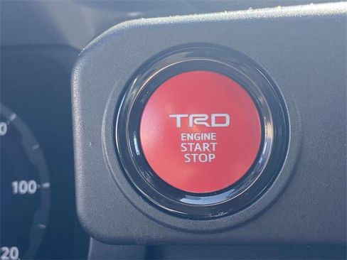 Used 2024 Toyota Tacoma TRD Sport image 27